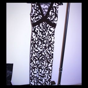Maxi Dress. Brown and white